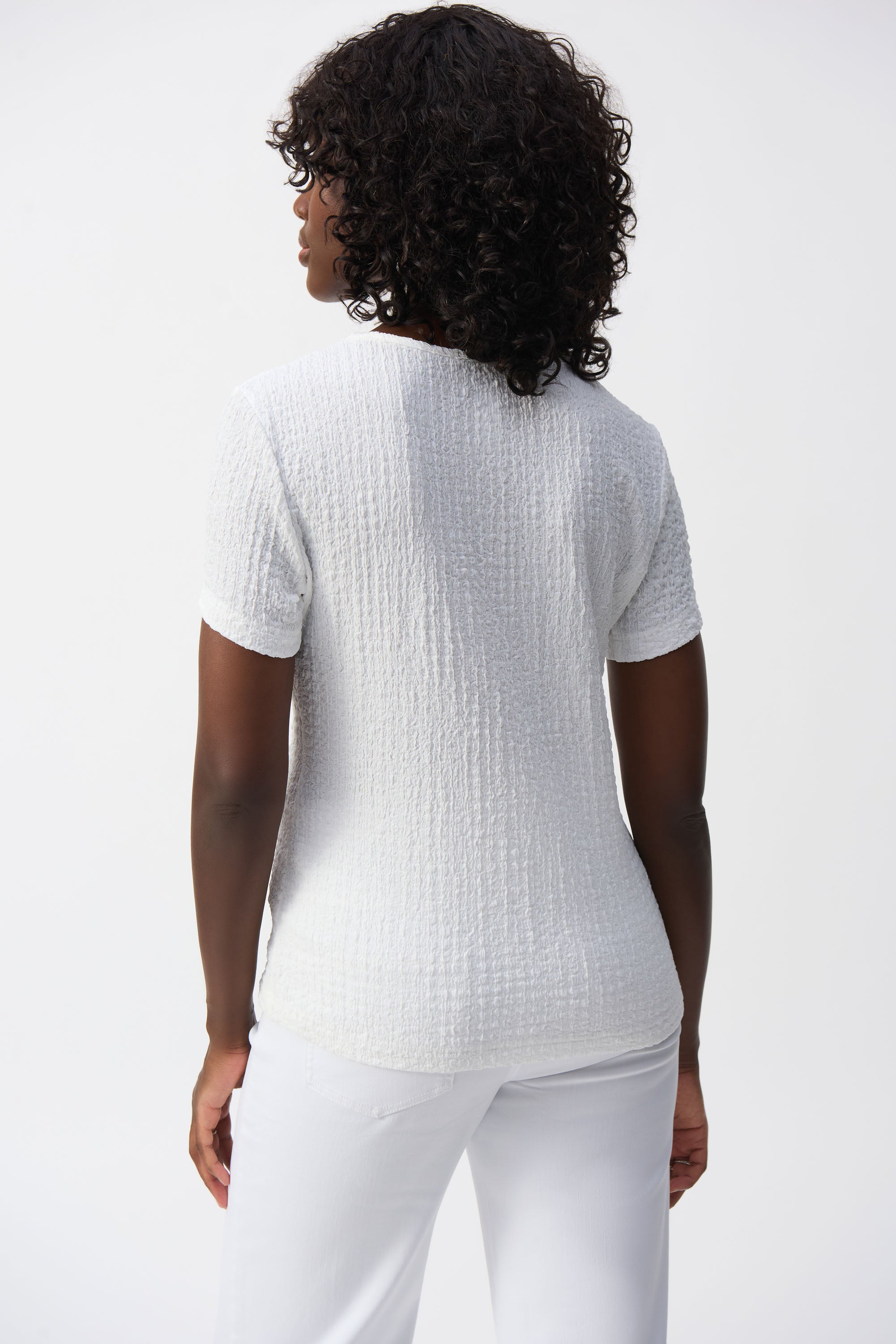 JOSEPH RIBKOFF Knit Short Sleeve Top