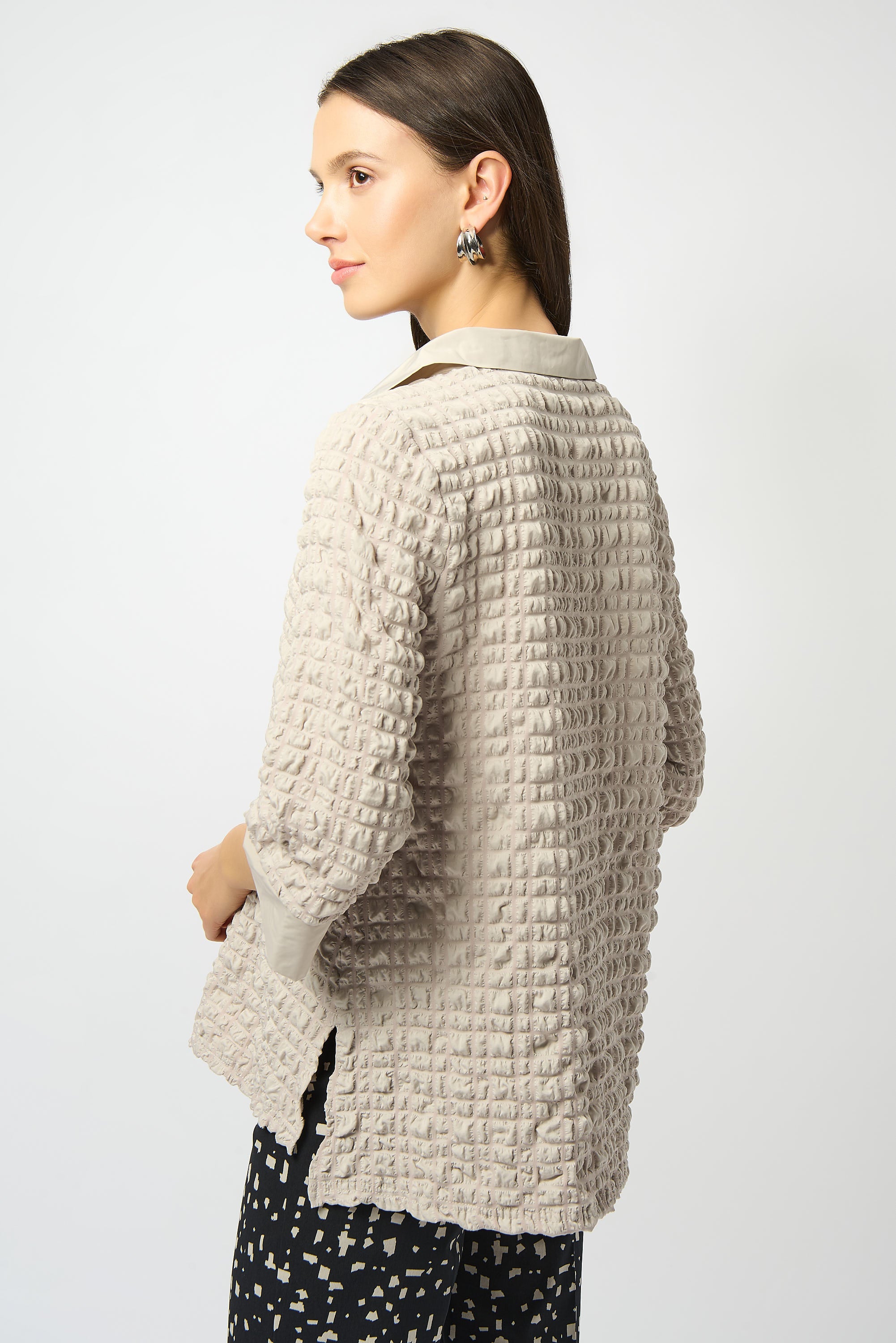 JOSEPH RIBKOFF Bubble Style Blouse