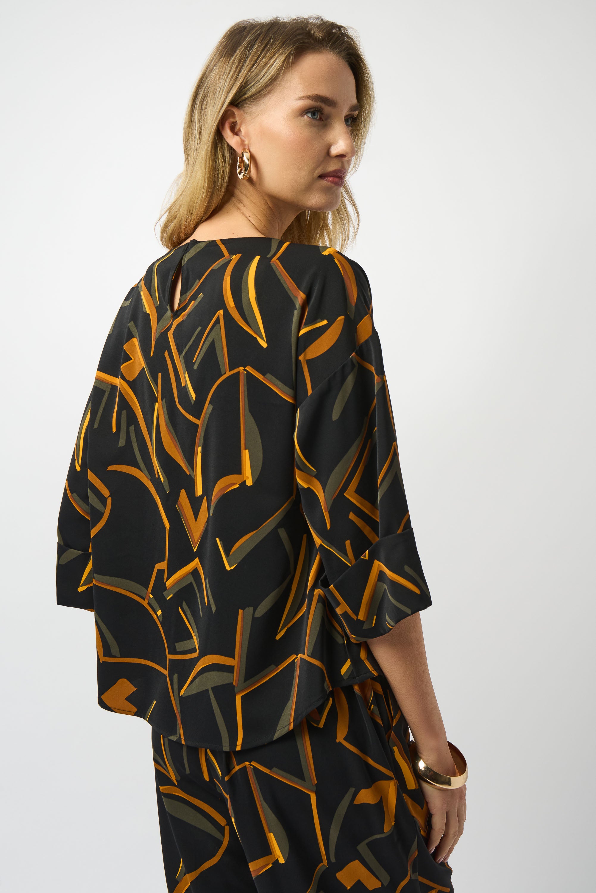 JOSEPH RIBKOFF Geometric Pattern Top