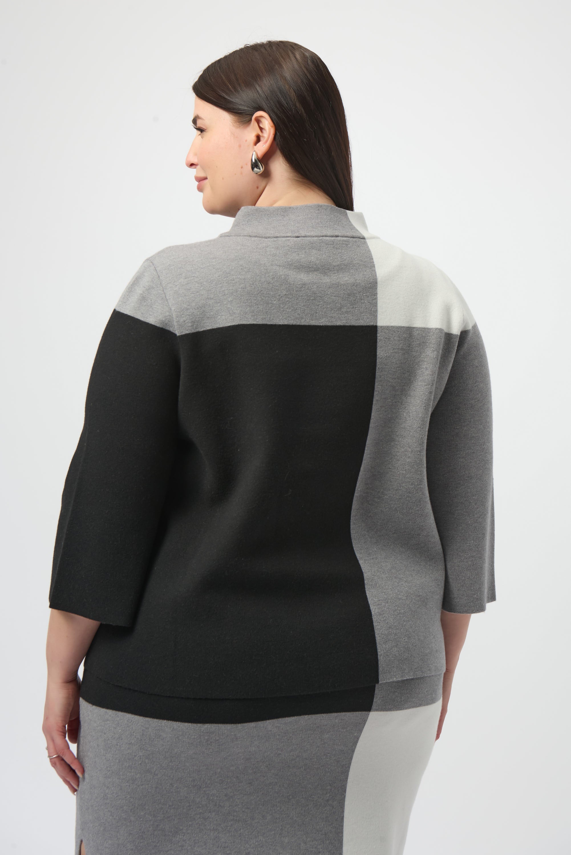 JOSEPH RIBKOFF Colour Block Sweater