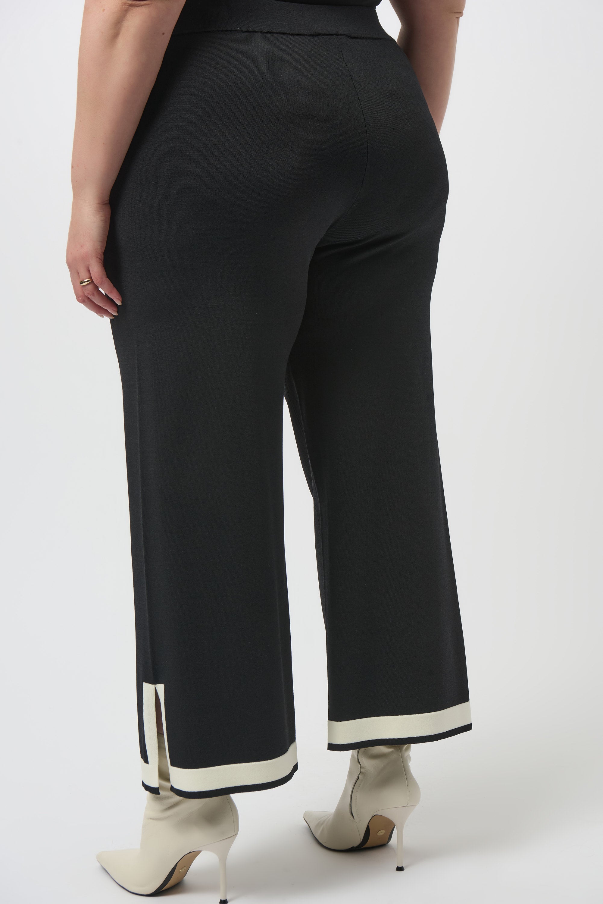 JOSEPH RIBKOFF Knit Pants