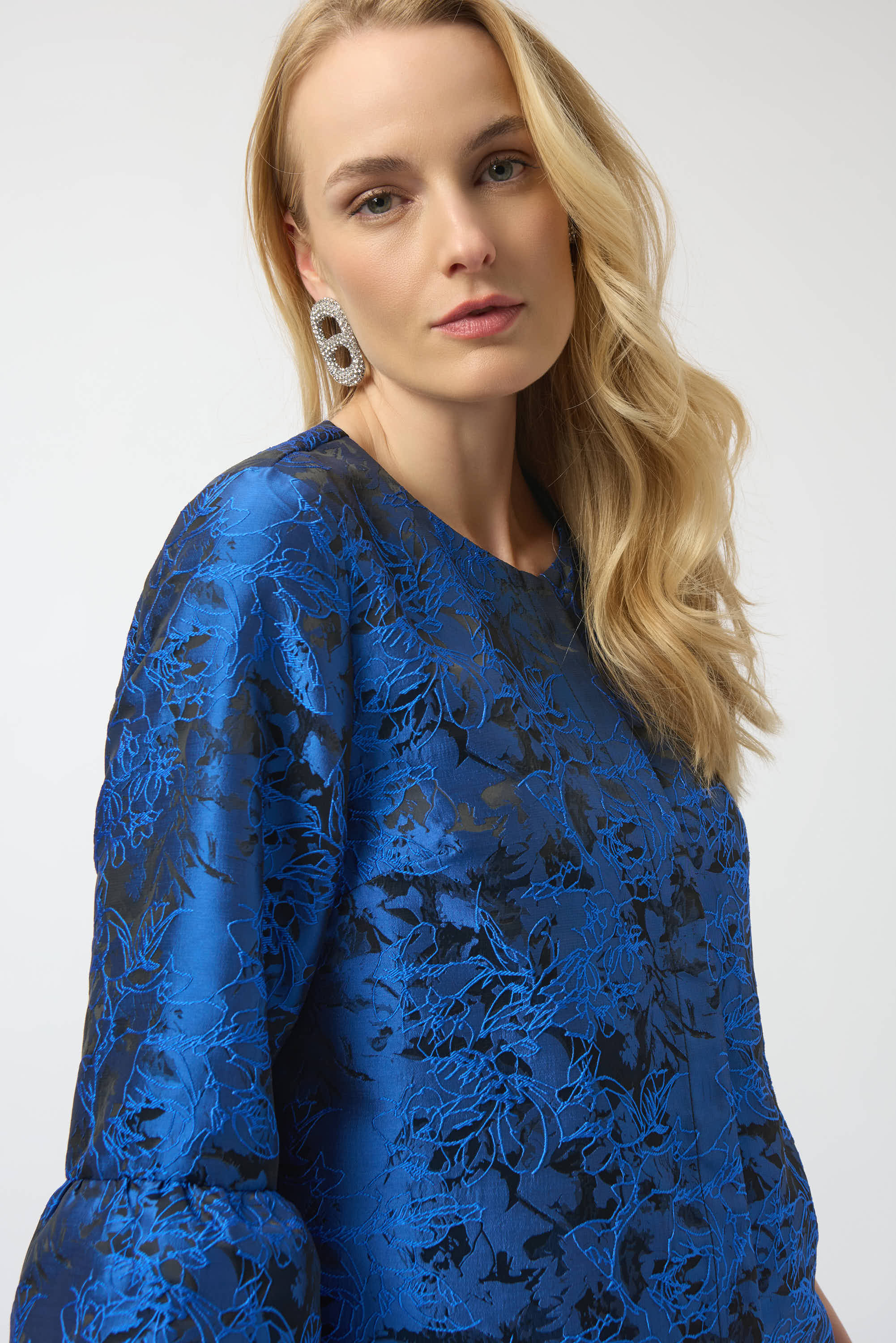 JOSEPH RIBKOFF Floral Jacquard Jacket