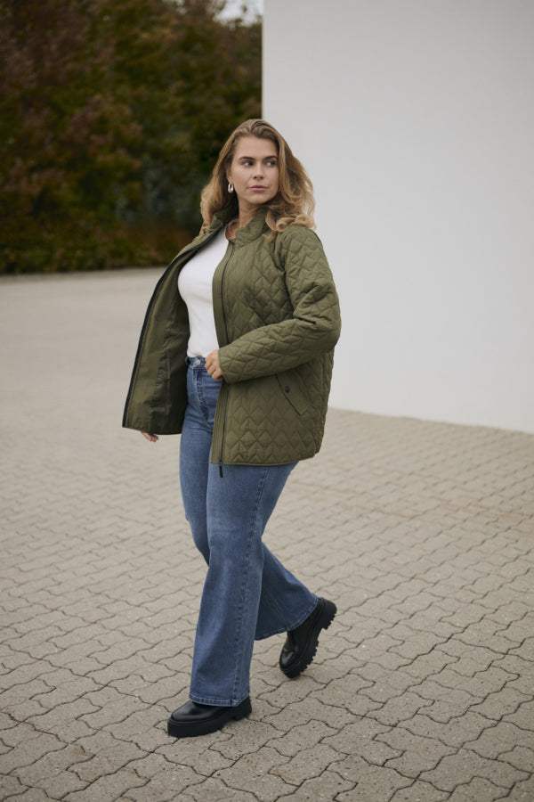KAFFE CURVE Quilted Jacket