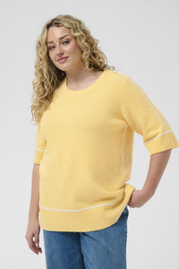 KAFFE CURVE Short-Sleeve Knit Top