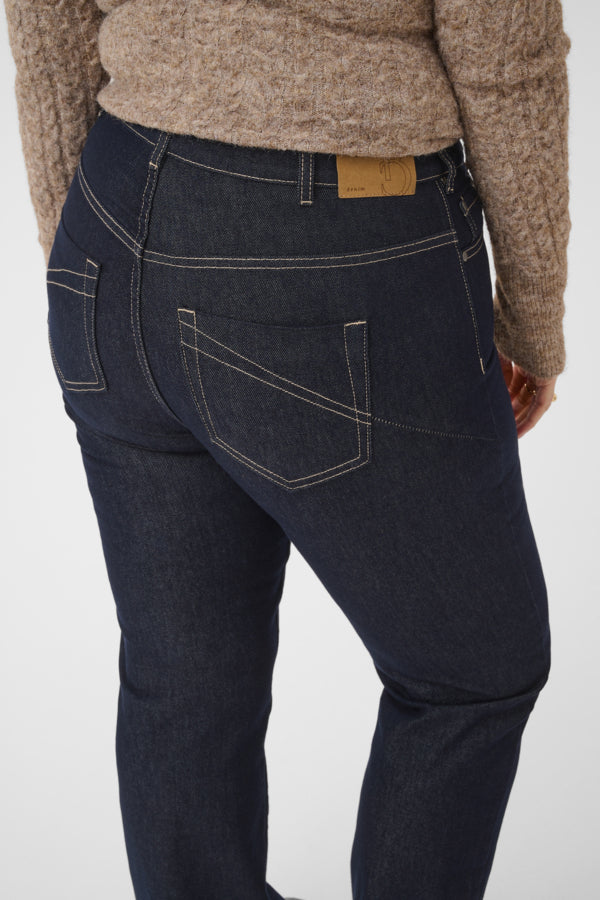 KAFFE CURVE Straight Leg Denim