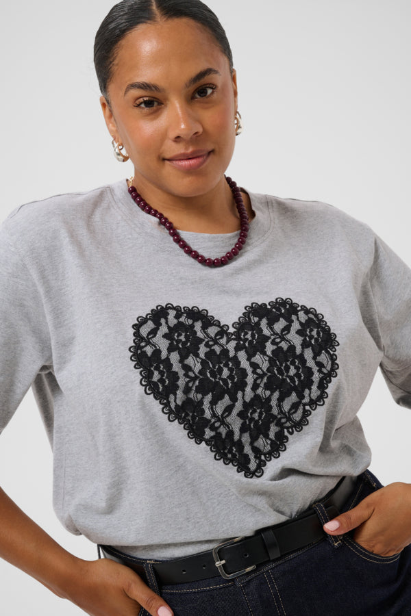 KAFFE CURVE Heart T-Shirt