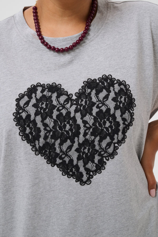 KAFFE CURVE Heart T-Shirt
