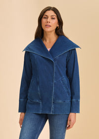 FDJ Denim Jacket with a Wide Lapel
