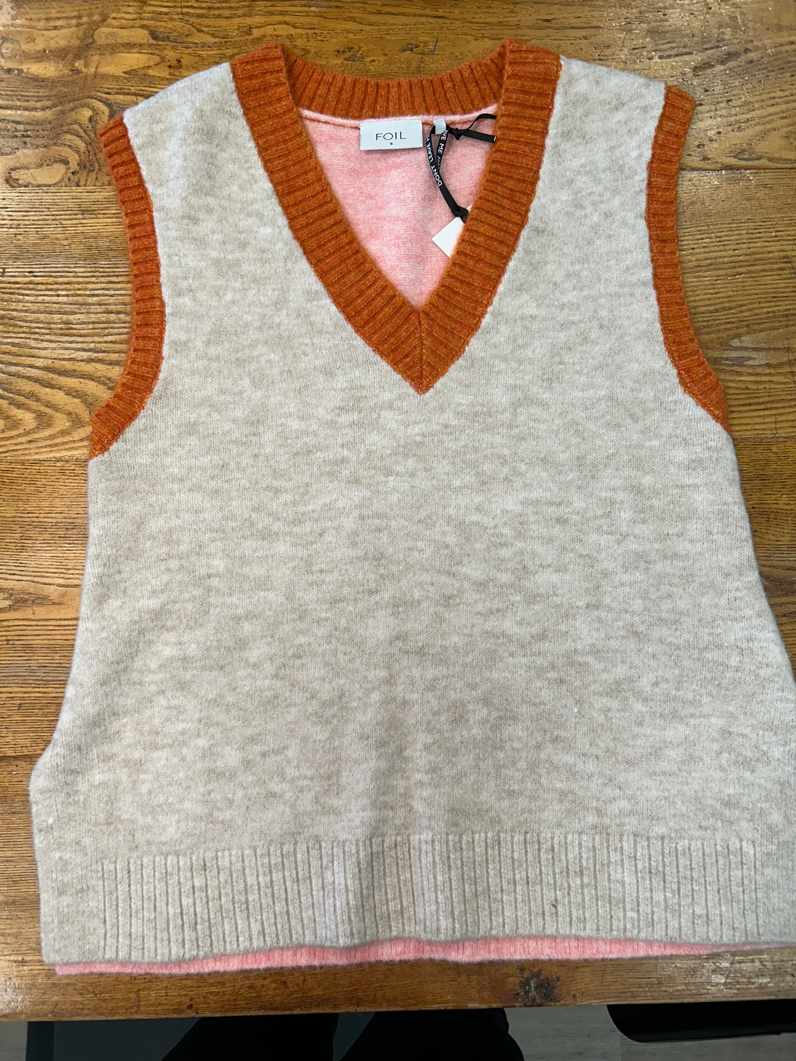 FOIL  Colour Block Vest