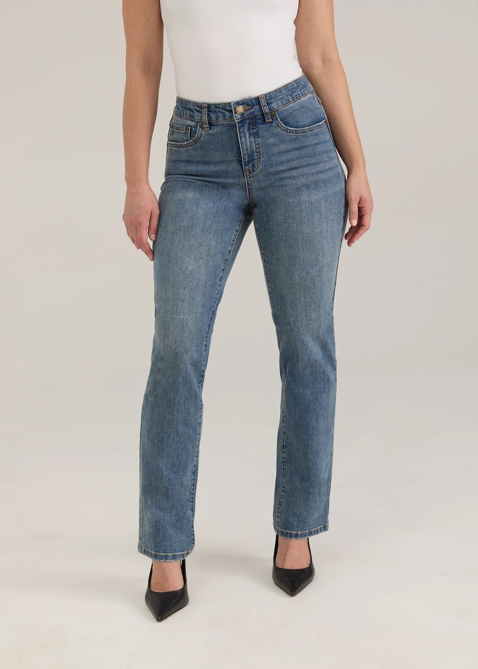 FDJ Olivia Straight Leg Denim Vintage Wash
