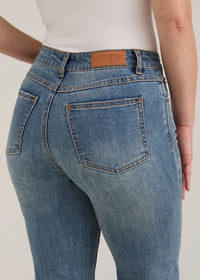 FDJ Olivia Straight Leg Denim Vintage Wash