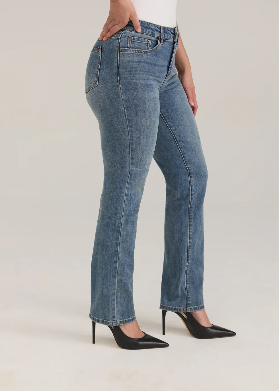 FDJ Olivia Straight Leg Denim Vintage Wash
