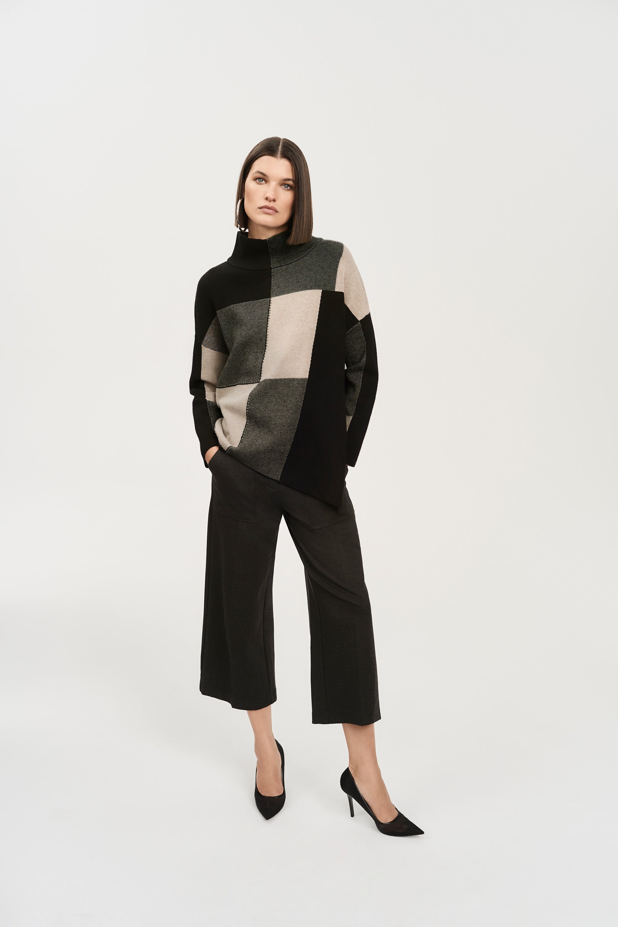 JOSEPH RIBKOFF Colour Block Sweater