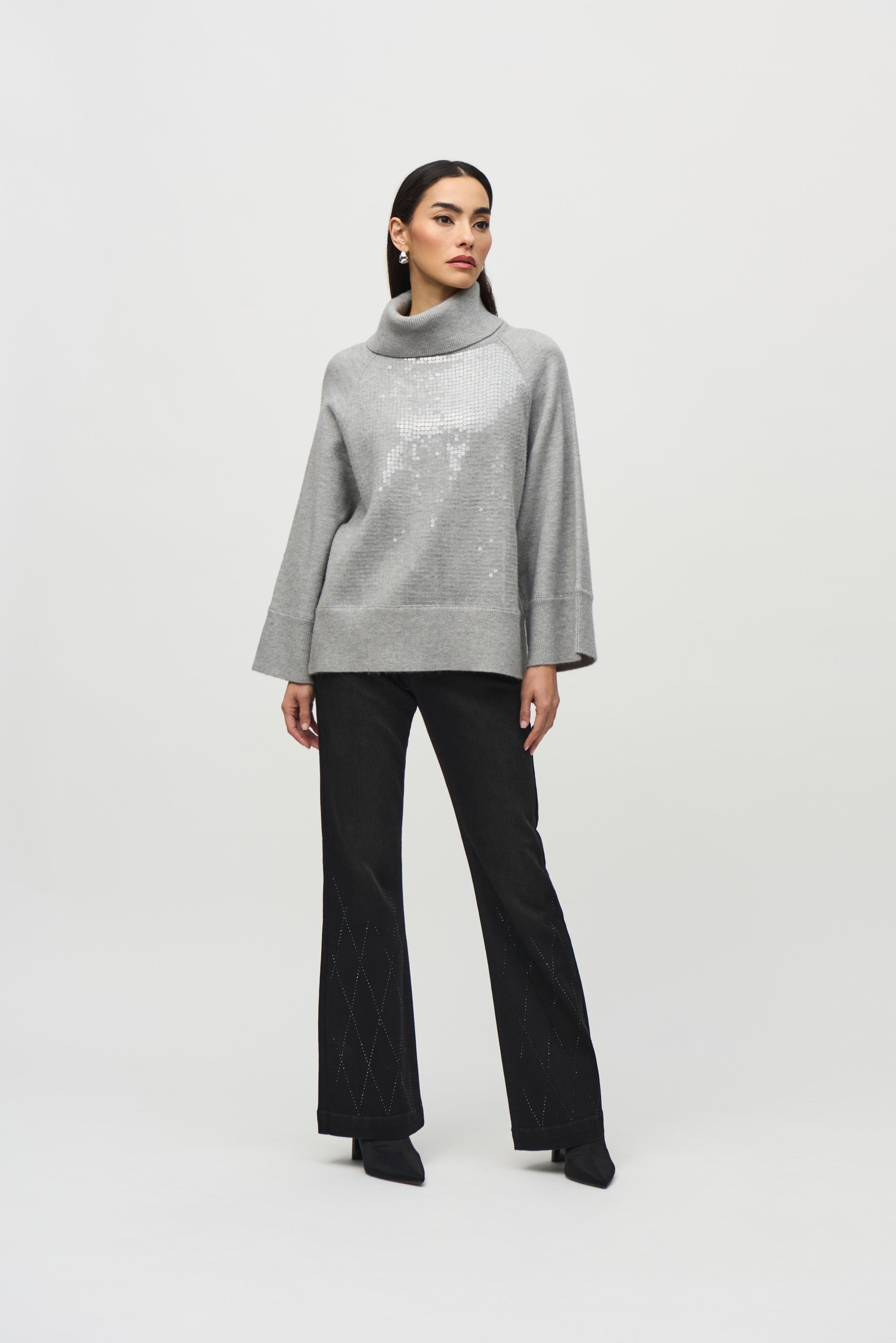 JOSEPH RIBKOFF Knit Boxy Top with Sequins
