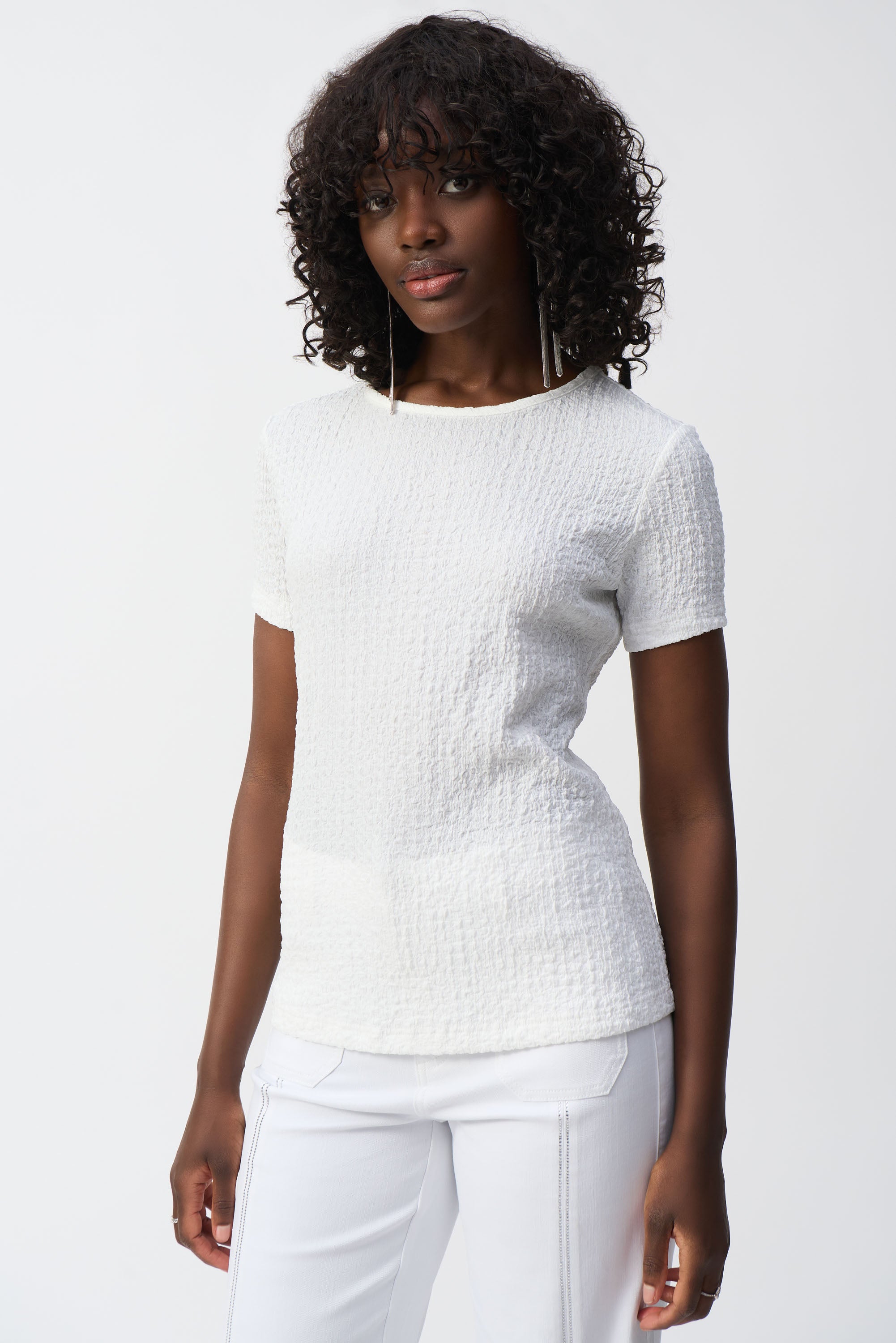 JOSEPH RIBKOFF Knit Short Sleeve Top