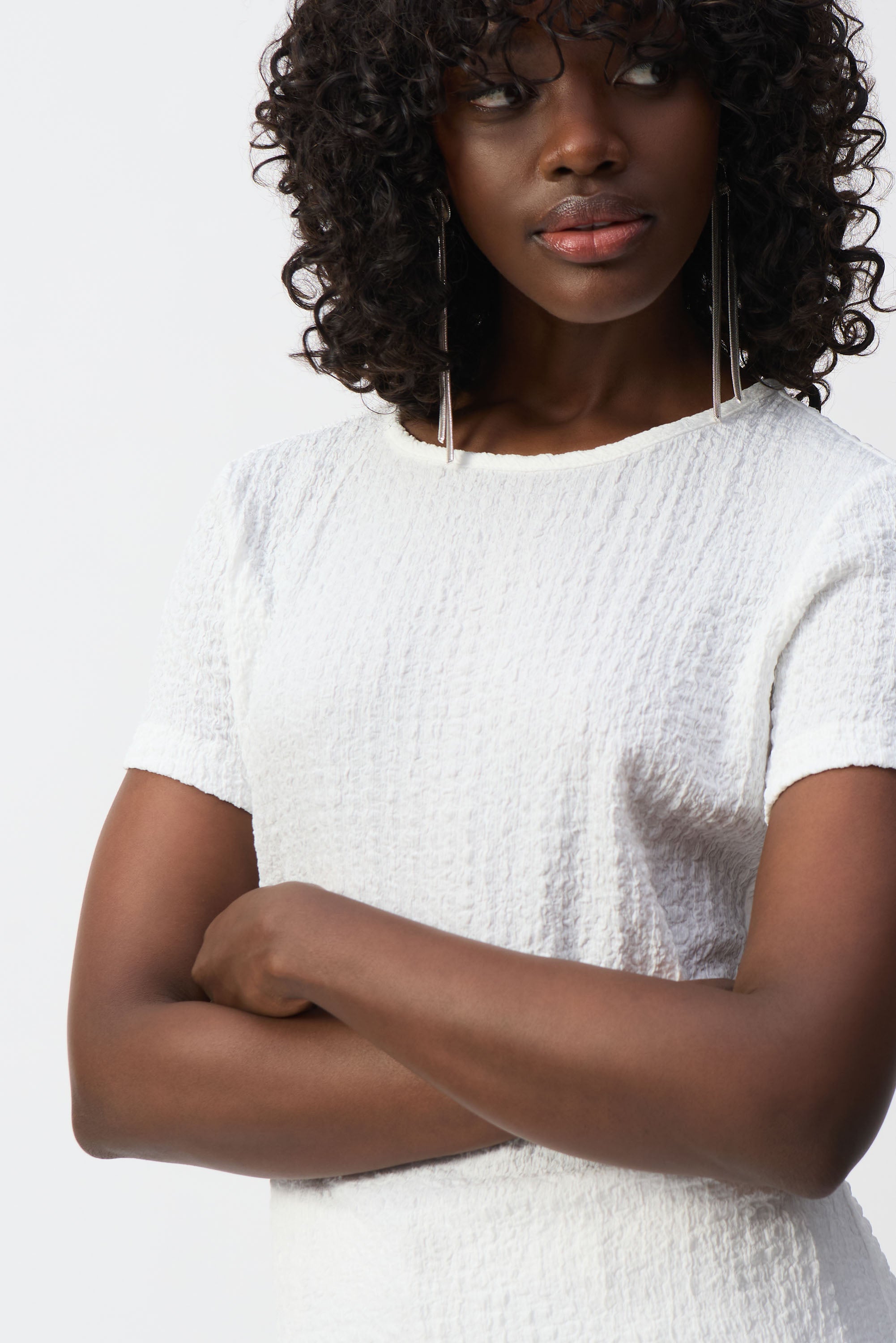JOSEPH RIBKOFF Knit Short Sleeve Top