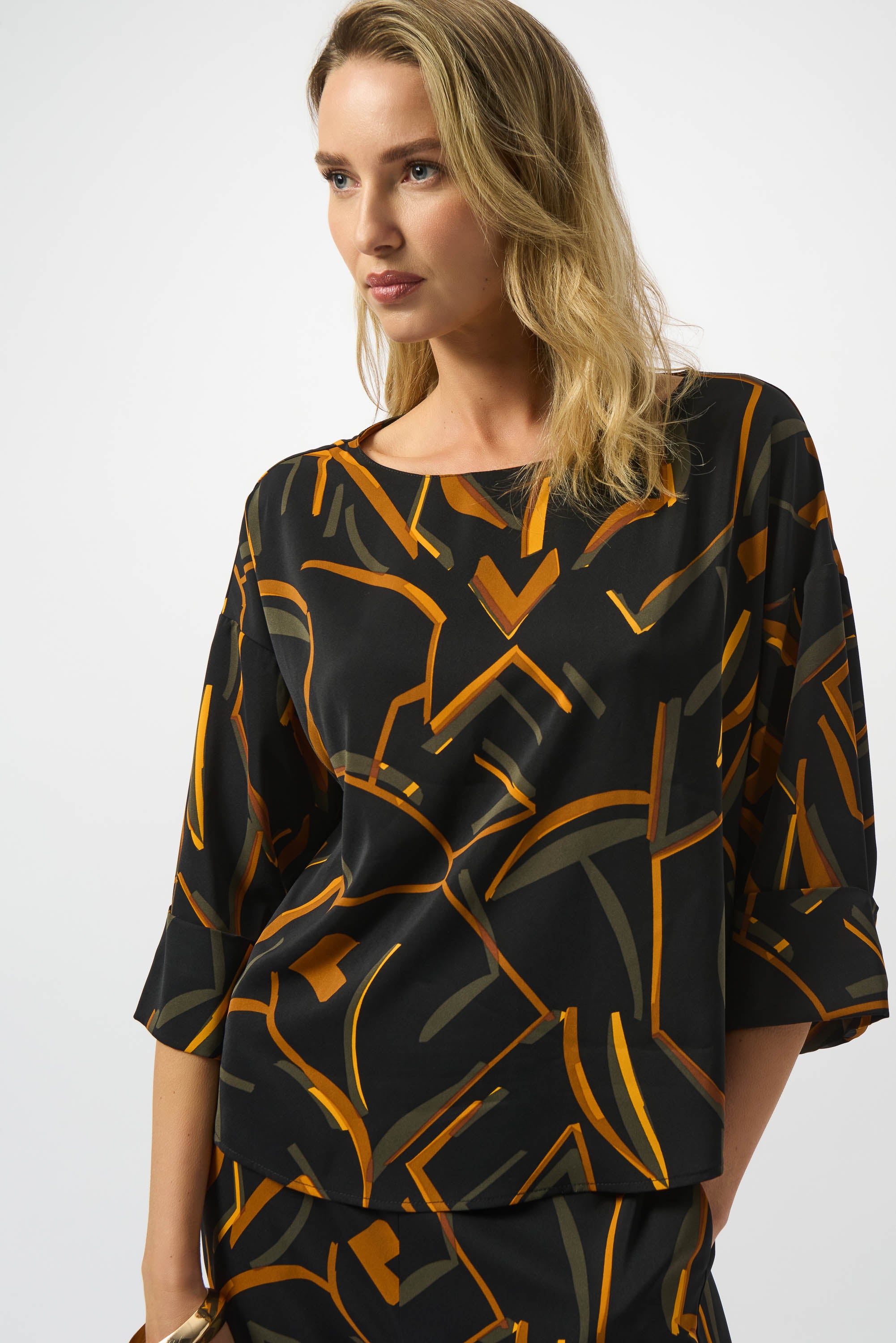 JOSEPH RIBKOFF Geometric Pattern Top