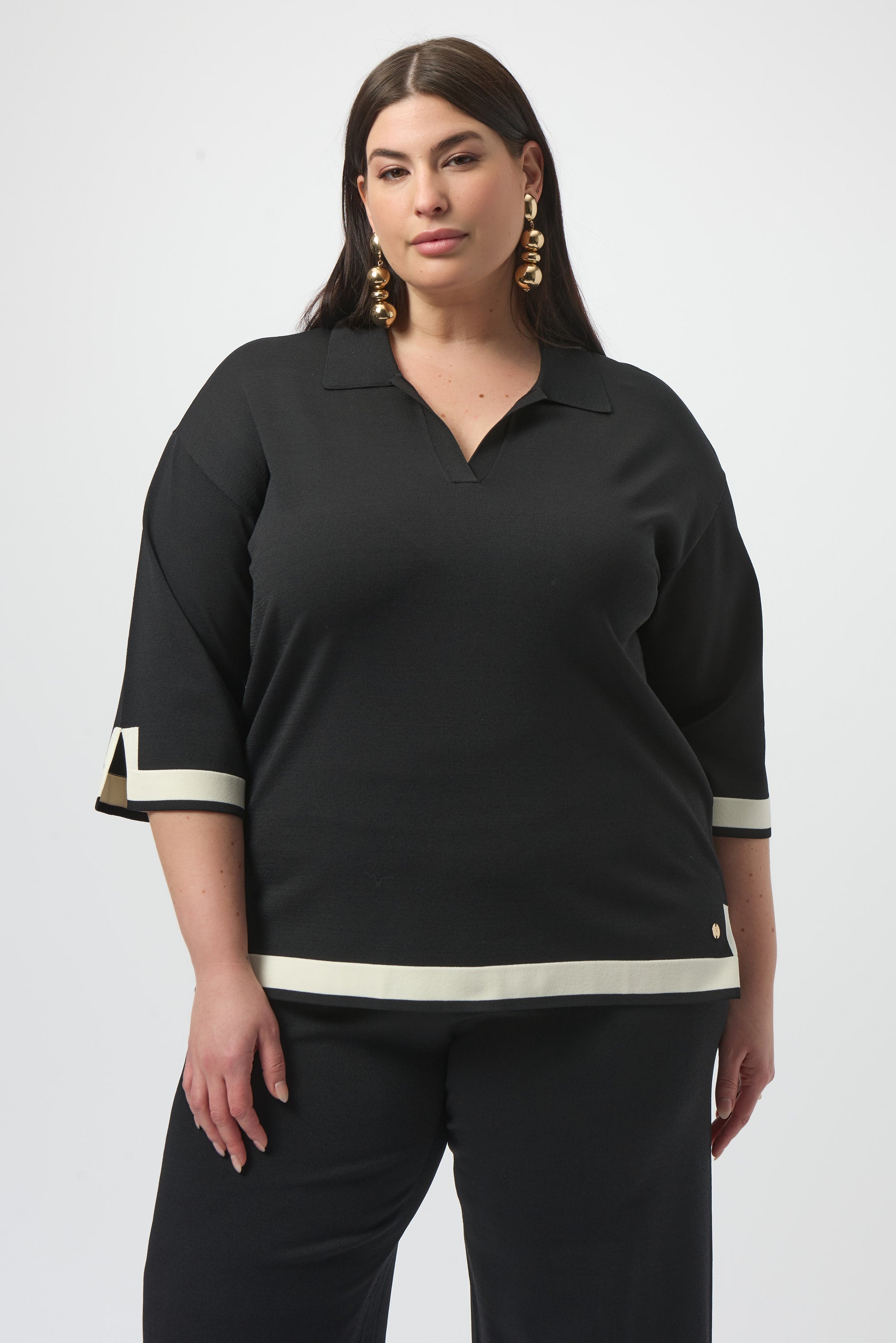 JOSEPH RIBKOFF Knit Top