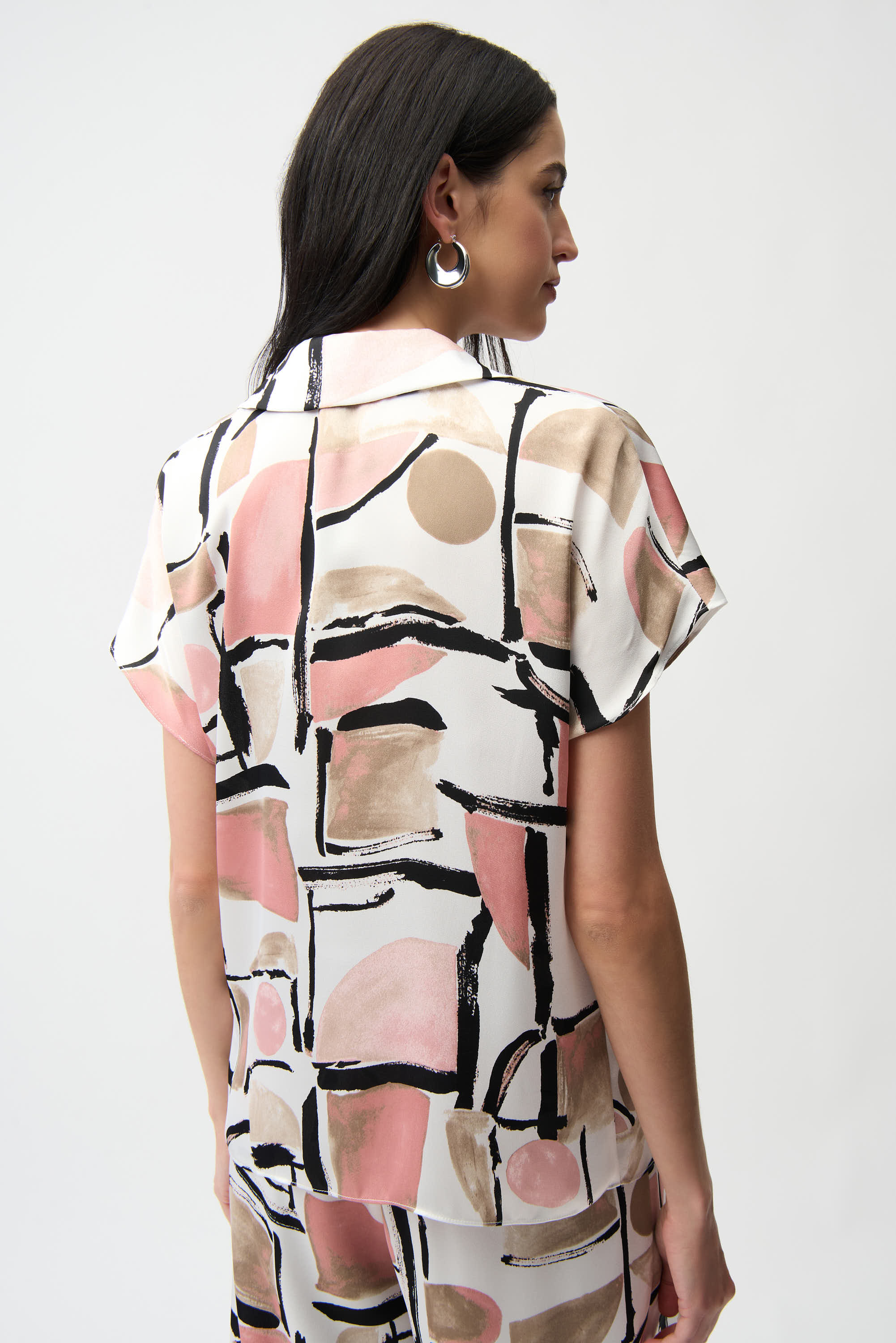 JOSEPH RIBKOFF Satin Boxy Blouse