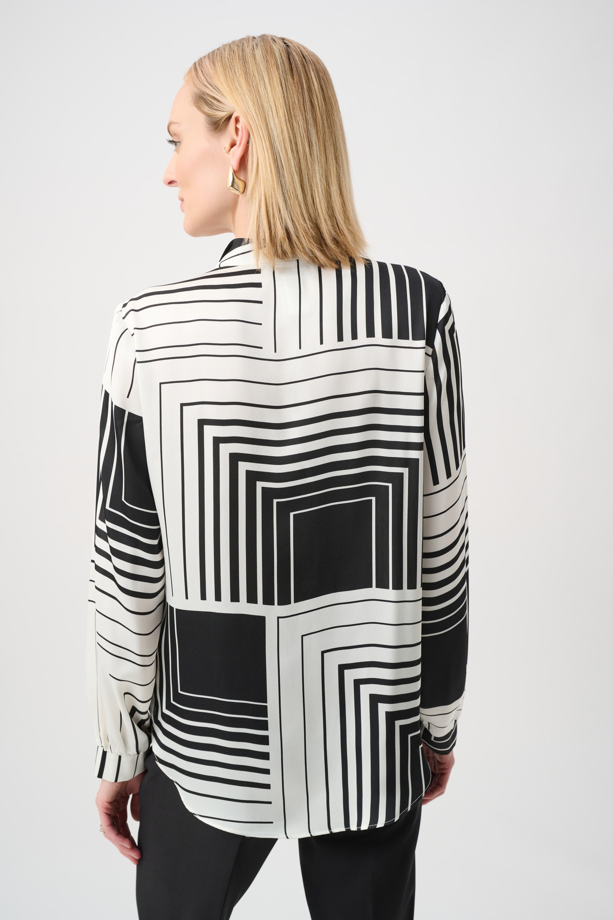 JOSEPH RIBKOFF Geometric Blouse