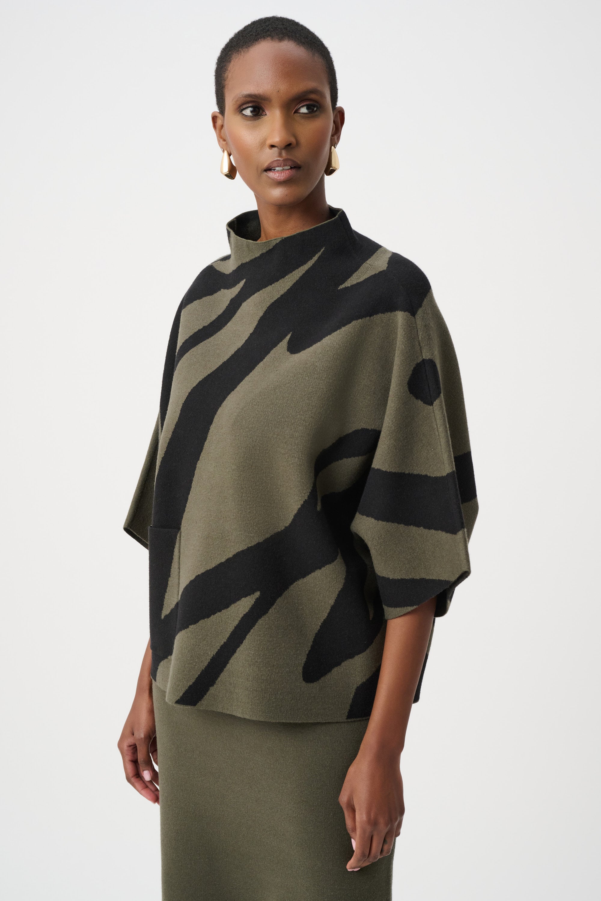 JOSEPH RIBKOFF Abstract Jacquard Sweater