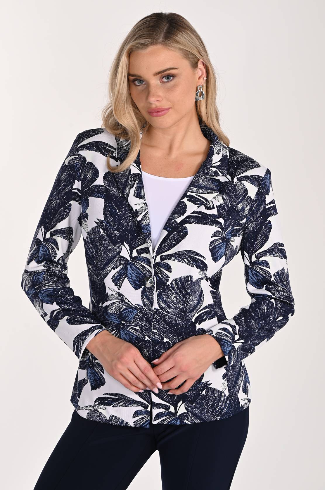 FRANK LYMAN Patterned Blazer
