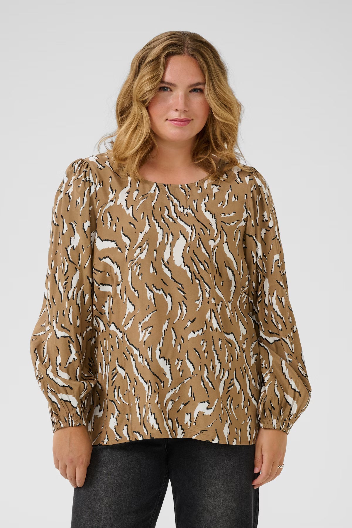 KAFFE CURVE Patterned Blouse