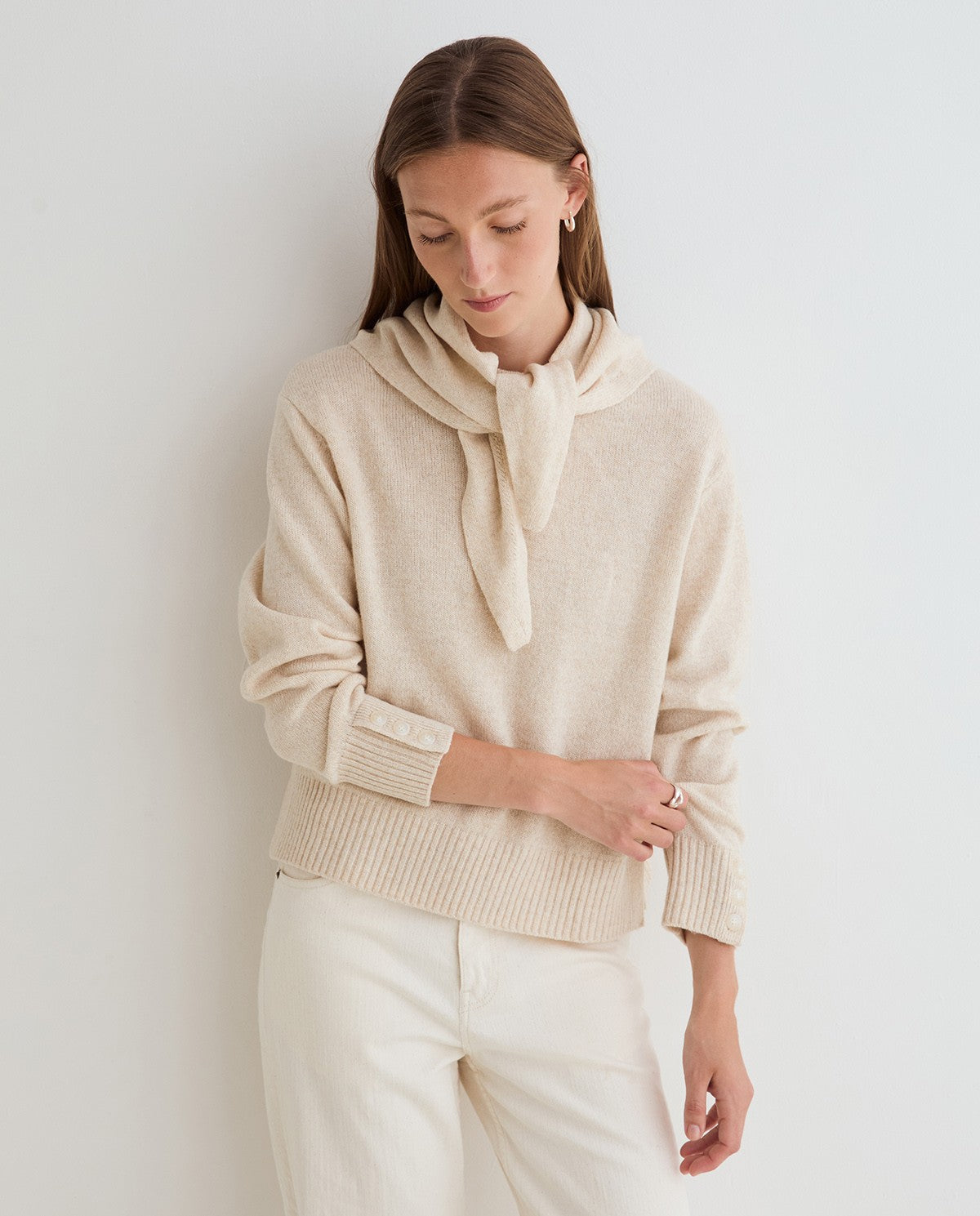 YERSE Sweater w/ Scarf
