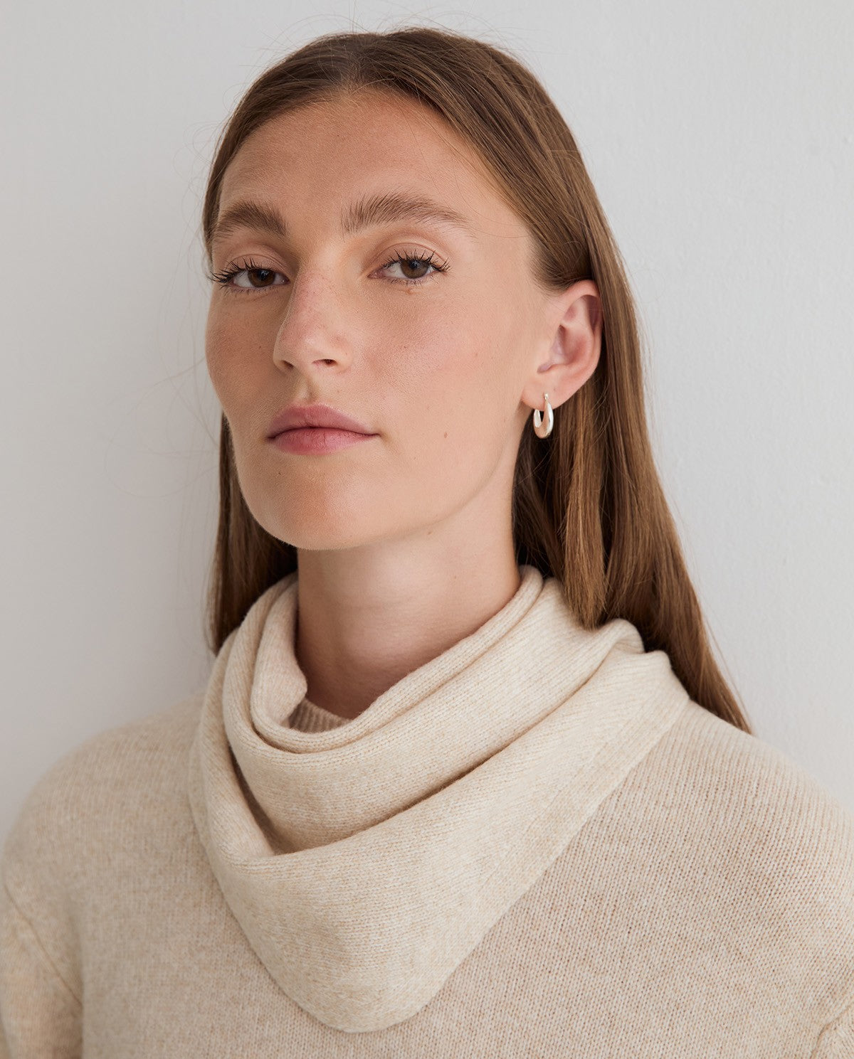 YERSE Sweater w/ Scarf