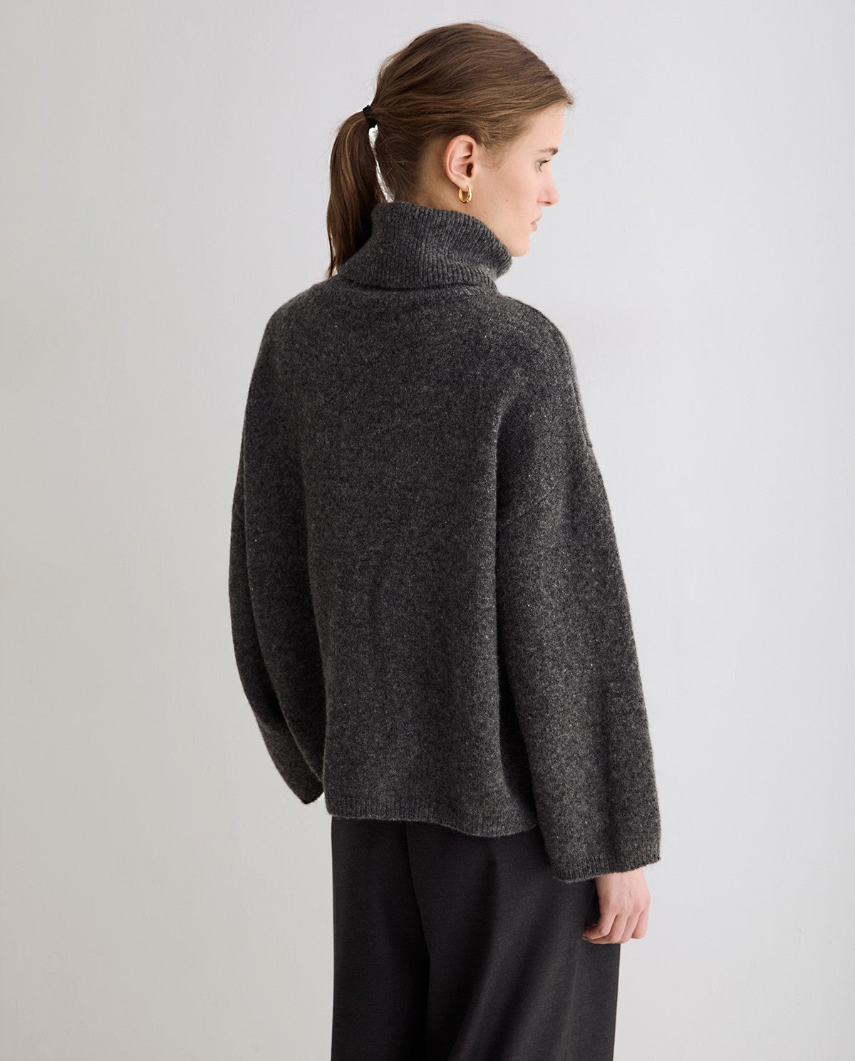 YERSE Part Wool Pullover Sweater