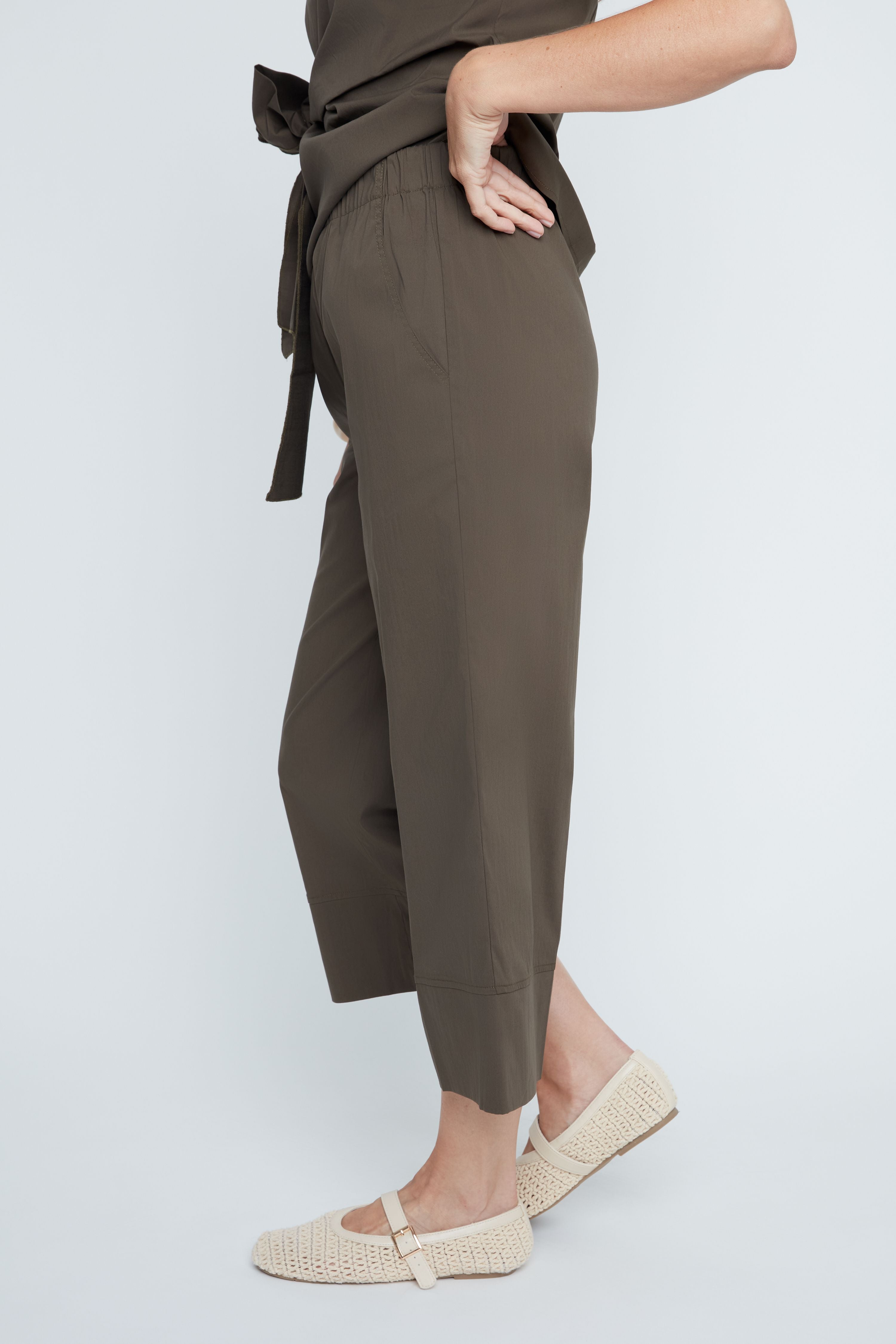 RENUAR Khaki Wide Leg Crop Pants