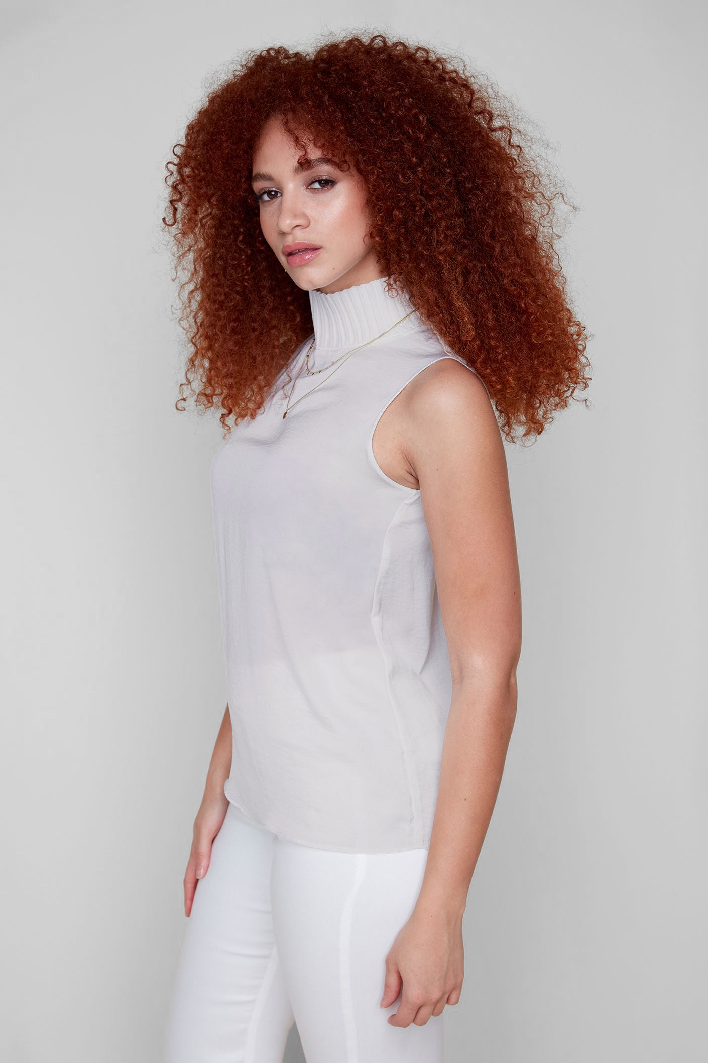 RENUAR Sleeveless Mock Neck
