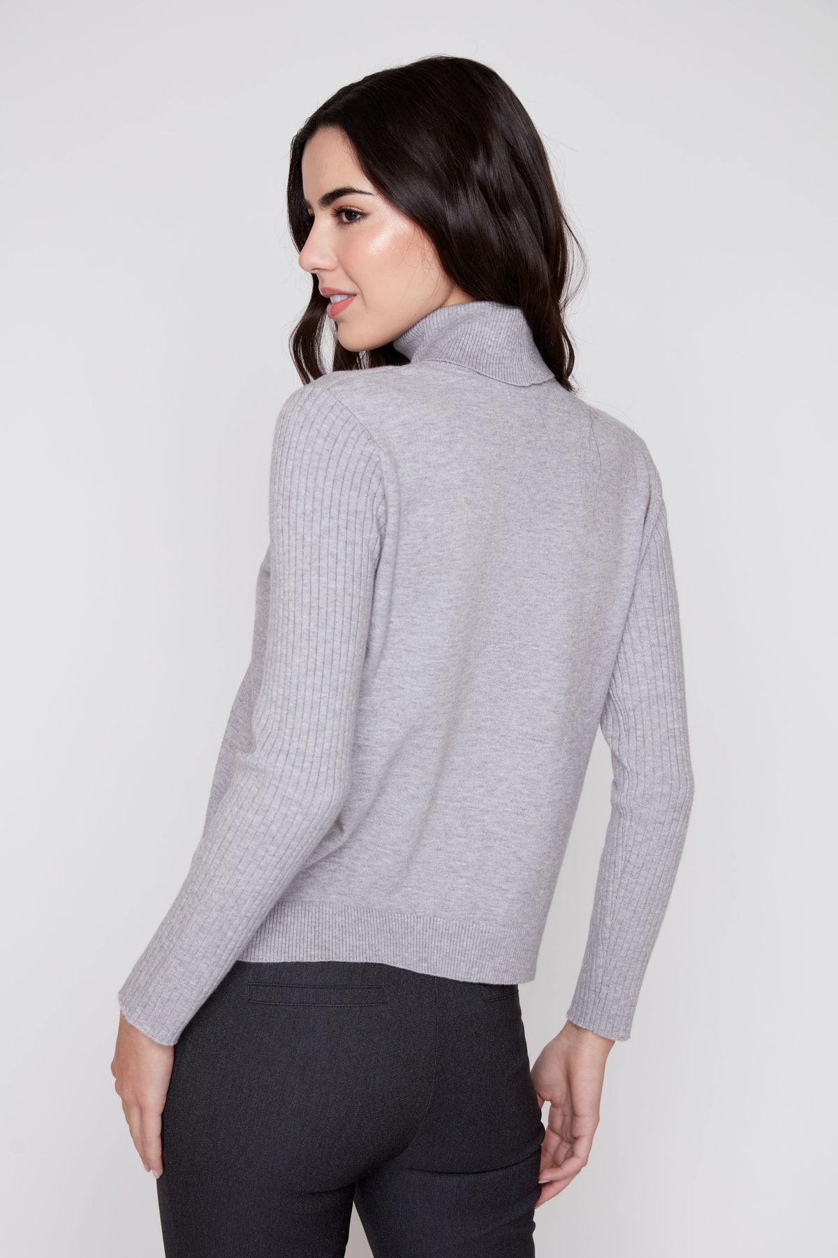 RENUAR Turtleneck Sweater