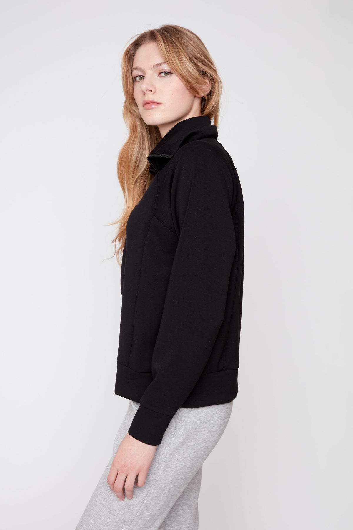 RENUAR High Collar Scuba Sweater
