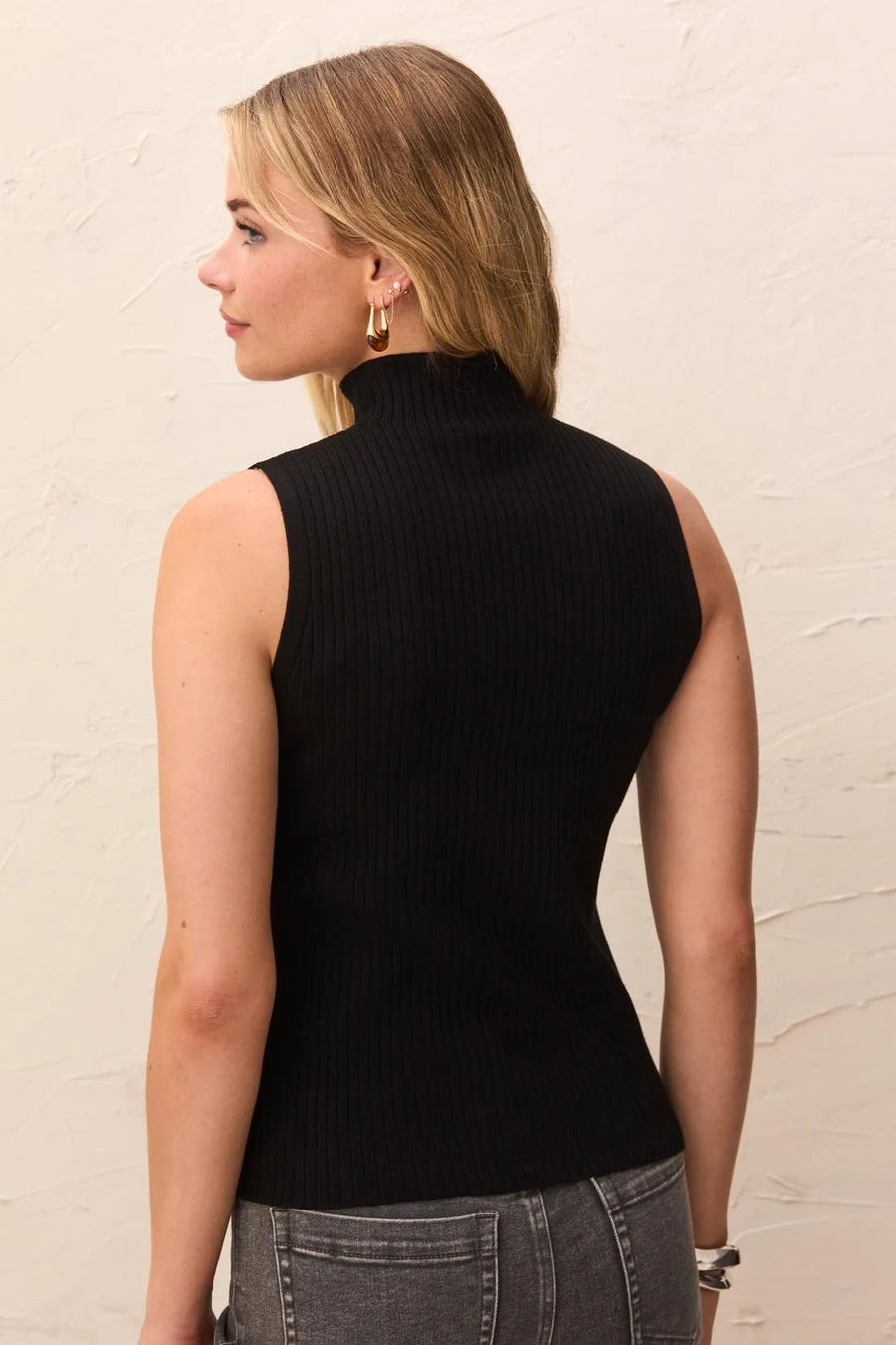 TRIBAL Sleeveless Mock Neck